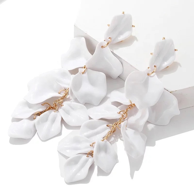 Acrylic Rose Petal Earrings white